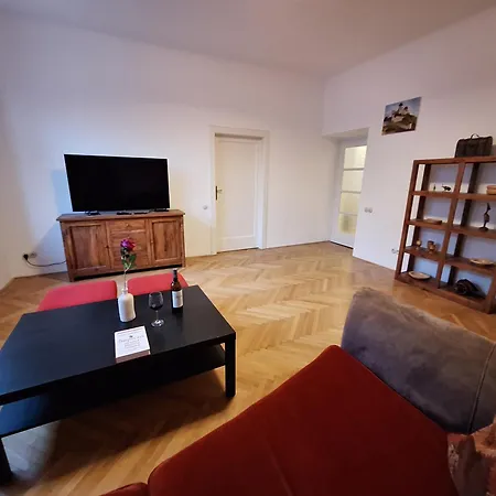 Sarlot Братислава