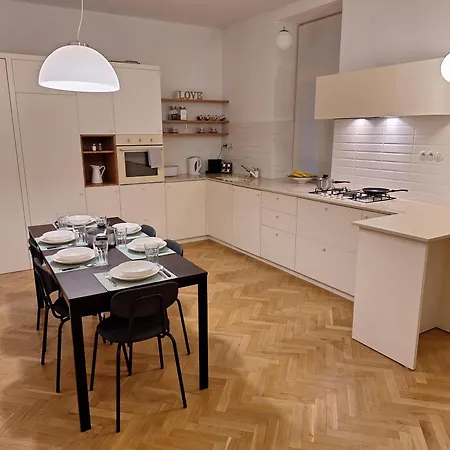 Sarlot Lägenhet Bratislava